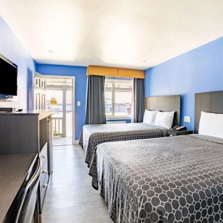 The Monterey Fireplace Inn