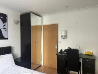 3 Luxury En-suite Bedrooms - موقف سيارات