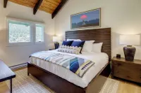 Big Sky Condo w/ Resort Amenities & Mountain Views - 3 estrellas
