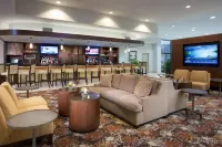 DoubleTree by Hilton Lafayette - bar