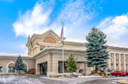 La Quinta Inn & Suites by Wyndham Coeur D`Alene Hotels in 