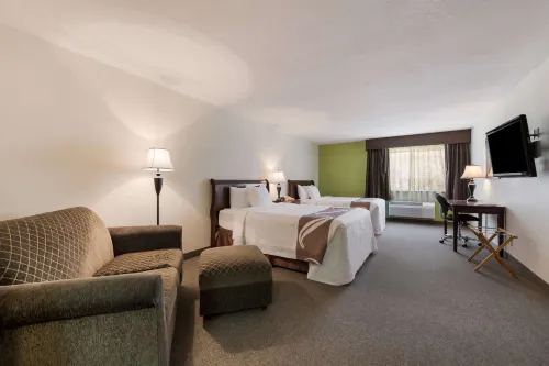 Quality Inn & Suites Red Wing Hotels in Wacouta Township