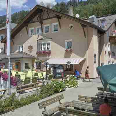 Posthotel Strengen am Arlberg Hotel Exterior