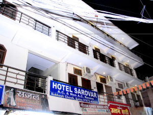 Hotel Sarovar