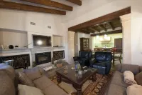Can Corem de Son Moix - Luxurious 6-Bedroom Villa Just 10 Minutes from the Beach -  Ferienhäuser