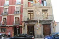 Be Zaragoza Hostel