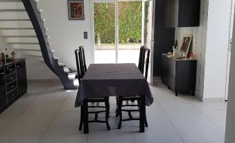 La Maison Chez Elena&Arnaud - Housity