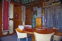 Karang Aji Beach Villa Hotel a Bayah