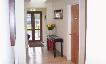 Byards Leap Lodge - Housity