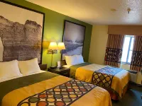 Super 8 by Wyndham Colby Hotels in Colby