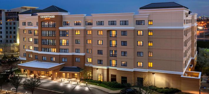 Courtyard Newark Elizabeth Hotels in Union County