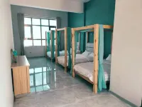 Chaka Sky No.1 Starry Sky Inn (Chaka Salt Lake Branch) - 3-Star