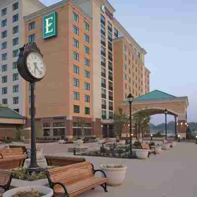 Embassy Suites by Hilton St. Louis St. Charles Hotel Exterior