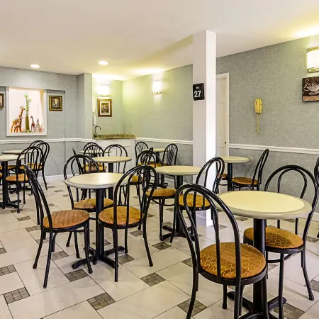 Quality Inn Mount Vernon Отели рядом с достопримечательностью «Маяк Джонс-Пойнт»