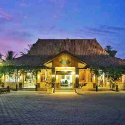 Amata Borobudur Resort Hotel Exterior