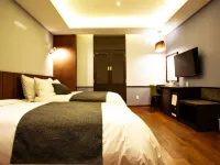 Karak Tourist Hotel Hotels near Gaerong Station