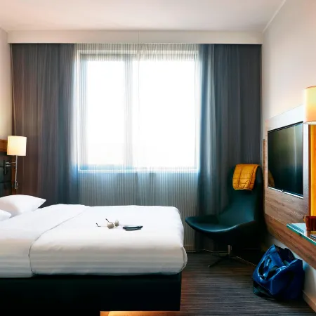 Moxy Frankfurt Airport Отели рядом с Аэропорт Франкфурт-на-Майне