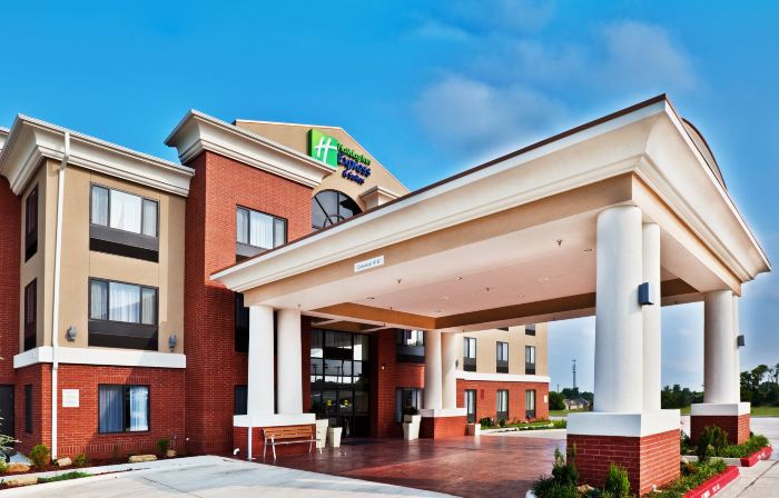 Holiday Inn Express & Suites PONCA CITY by IHG