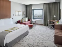 هوليداي إن دبي فستيفال سيتي Hotels near العوير