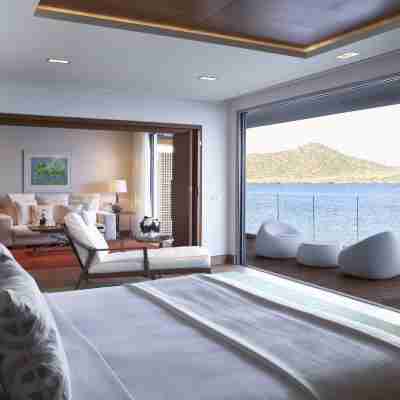 Elounda Beach Hotel & Villas, a Member of the Leading Hotels of the World Rooms