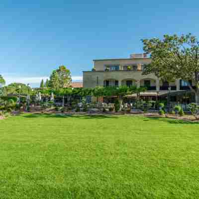 Hôtel le Vallon de Valrugues & Spa Hotel Exterior