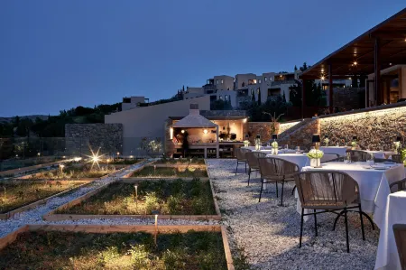 Phāea Blue - Small Luxury Hotels of the World