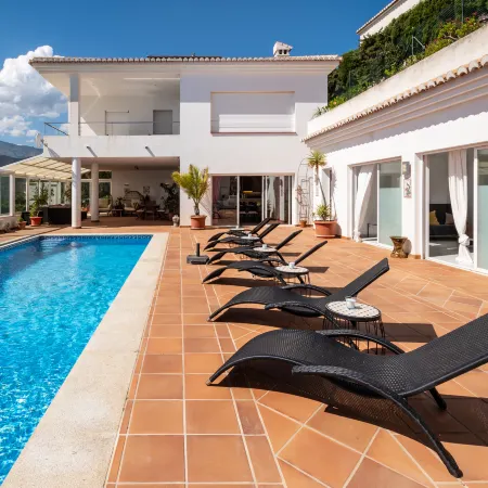 Cerro Gordo Luxury Villa and  Private Pool