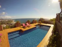 Welcome Inn Nerja Guest House Luxury Bed & Breakfast - วิวทะเล