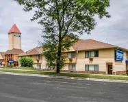 Rodeway Inn & Suites Madison East Hotels in Madison