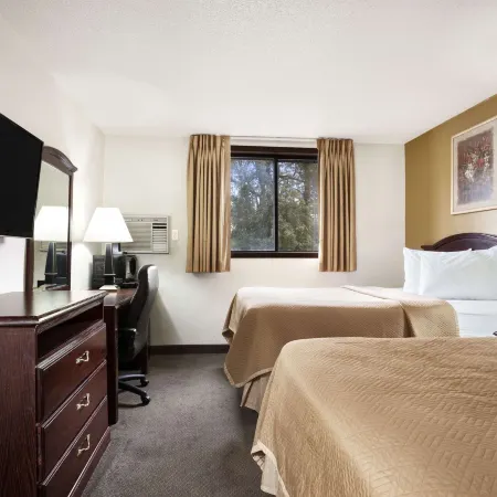 Travelodge by Wyndham la Porte/Michigan City Area Ξενοδοχεία στην πόλη La Porte