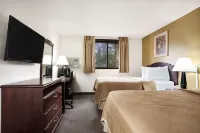 Travelodge by Wyndham la Porte/Michigan City Area Hotels in La Porte