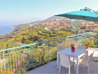 Blue Paradise - Sea View Apartment