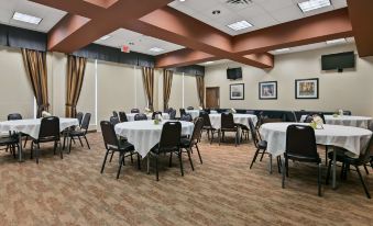 Best Western Plus Chateau Inn Sylvan Lake