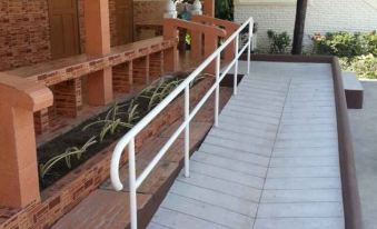 Mekwilai Hotel - Housity