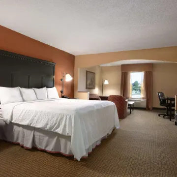 Days Inn by Wyndham Longview South