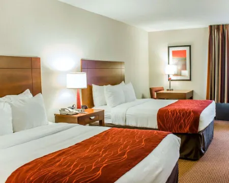 Comfort Inn Fayetteville Near Fort Bragg โรงแรมในเฟย์เอตต์วิลล์