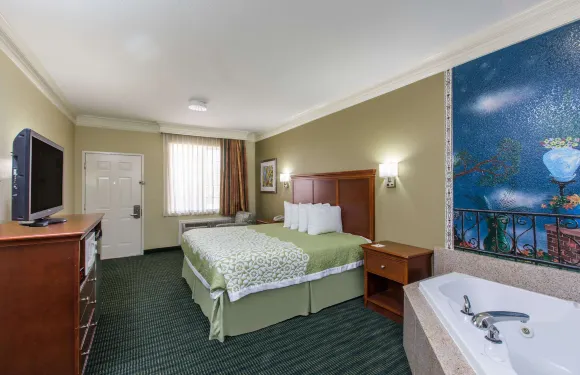 比格斯普林戴斯套房酒店