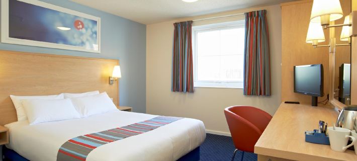 Travelodge Harrogate Отели в г. Харрогит