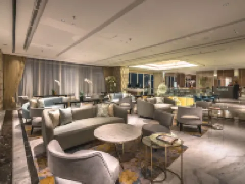 Oakwood Hotel & Residence Surabaya Hotels in Mulyorejo