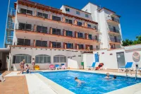 Hotel Comarruga Platja فنادق في ال بندری