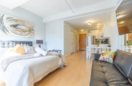 Saint laurent apartments ( Sur La Main)