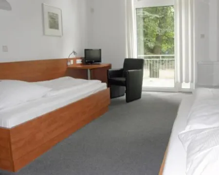 ซีเจดี บอน โรงแรมในบอนน์