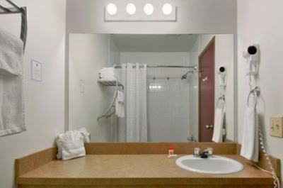 その他 スーパー 8 イエローナイフの写真