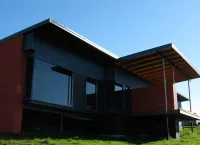 Black Rock Retreat Hotels in Penguin