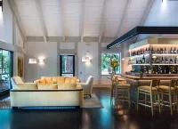 Harvest Inn - bar