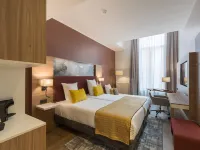 Leonardo Hotel Antwerp Hotels near De Keyserlei