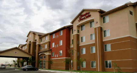 Hampton Inn & Suites Bakersfield North-Airport