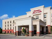 Hampton Inn & Suites Canton - 2-Star