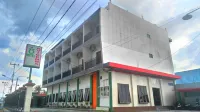 Avicenna Hotel Hotels near Tahu Walik G.Obos VII