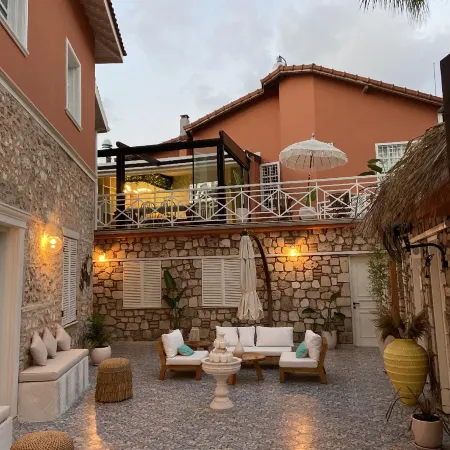 Noa's Boutique Hotel